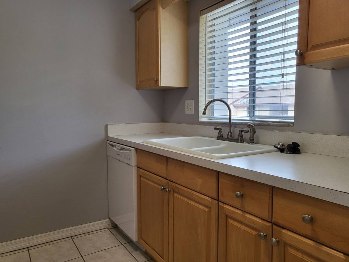 Condo for rent at 2721 Hidden Lake Blvd, Sarasota, FL 34237