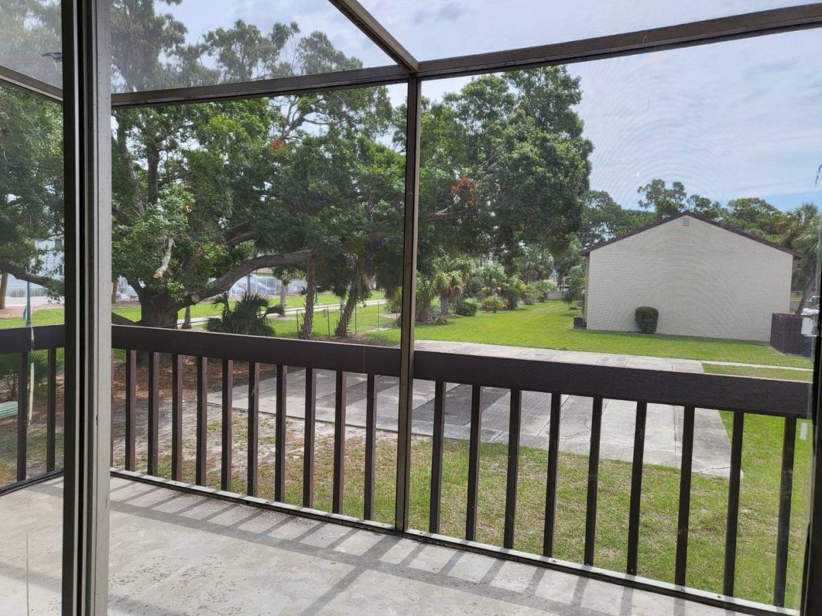 Condo for rent at 2721 Hidden Lake Blvd, Sarasota, FL 34237