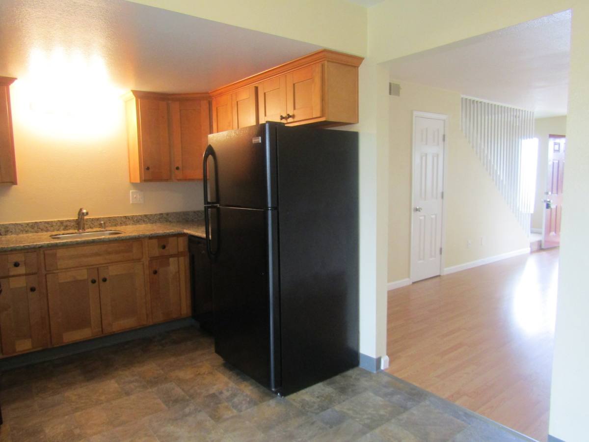 Apartment for rent at 1990-2000 Wise Dr, Napa, CA 94558
