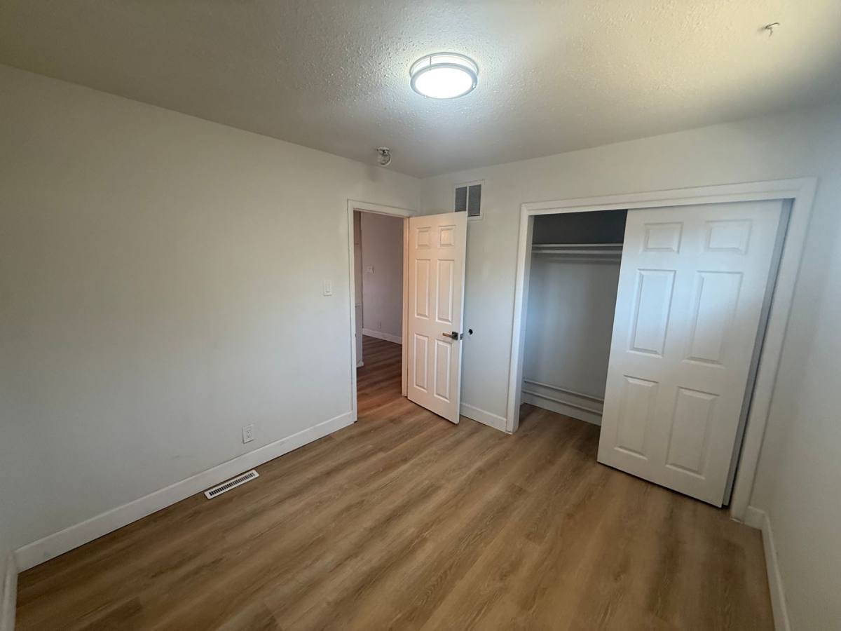 Apartment for rent at 1132 Palomas Dr SE, Albuquerque, NM 87108