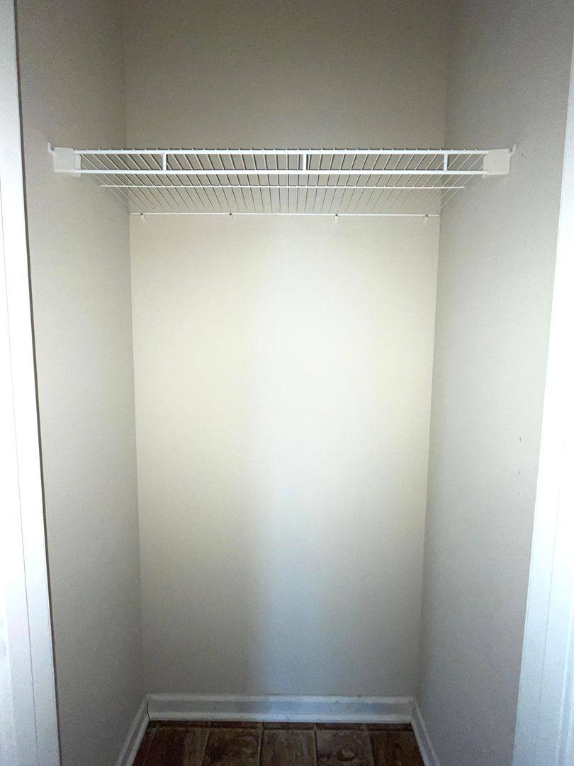 Apartment for rent at 367 Upper Stone Ave #G, Bowling Green, KY 42101