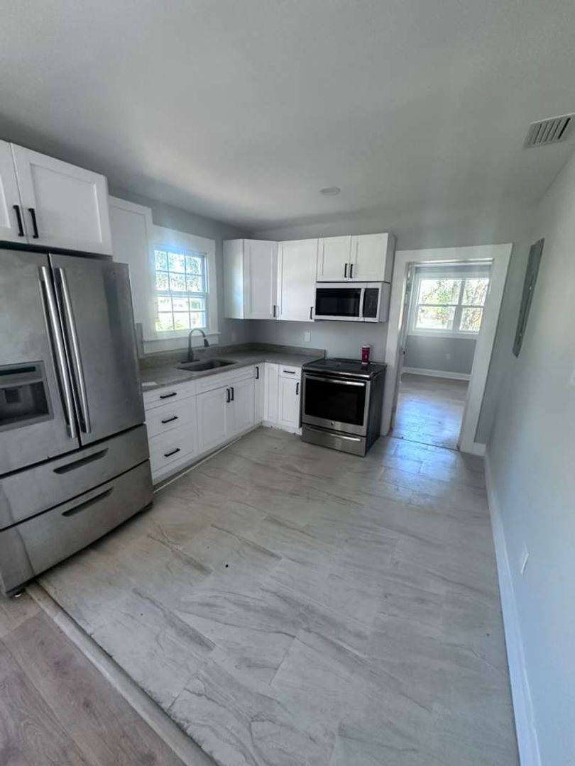 House for rent at 1863 W 29th St, Jacksonville, FL 32209
