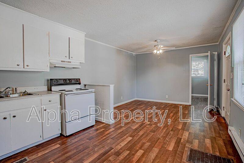 Apartment for rent at 105 Foster Circle #7, Greer, SC 29651