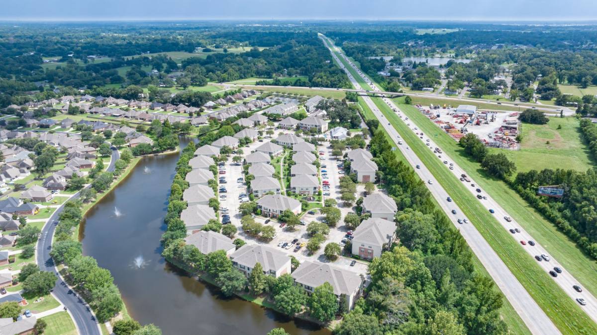 Apartment for rent at 13170 Dutchtown Point Ave, Gonzales, LA 70737