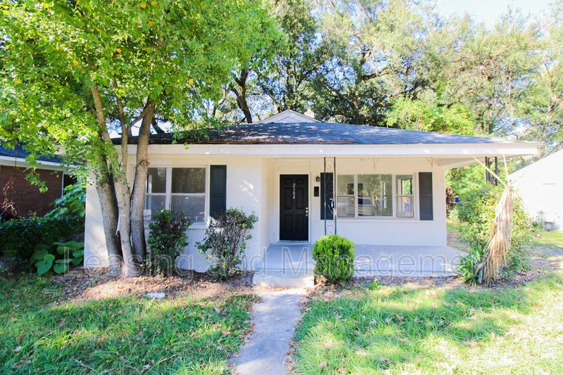House for rent at 2104 Maybank Highway, Charleston, SC 29412
