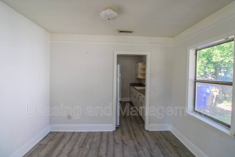 House for rent at 2104 Maybank Highway, Charleston, SC 29412