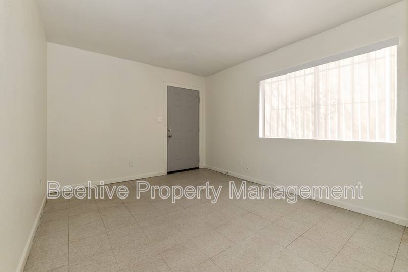 Apartment for rent at 1040 N 28th St #8, Phoenix, AZ 85008