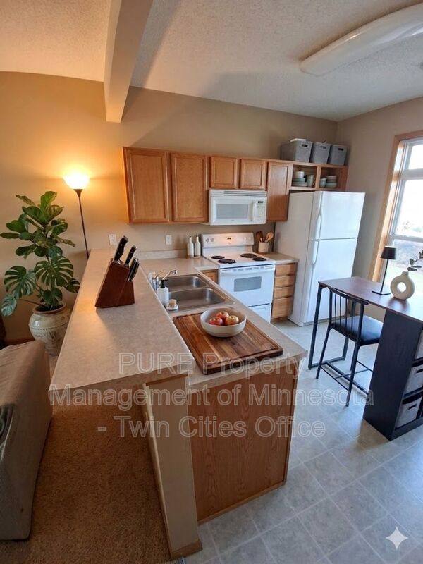 Townhouse for rent at 18 Hope Circle, Hudson, WI 54016