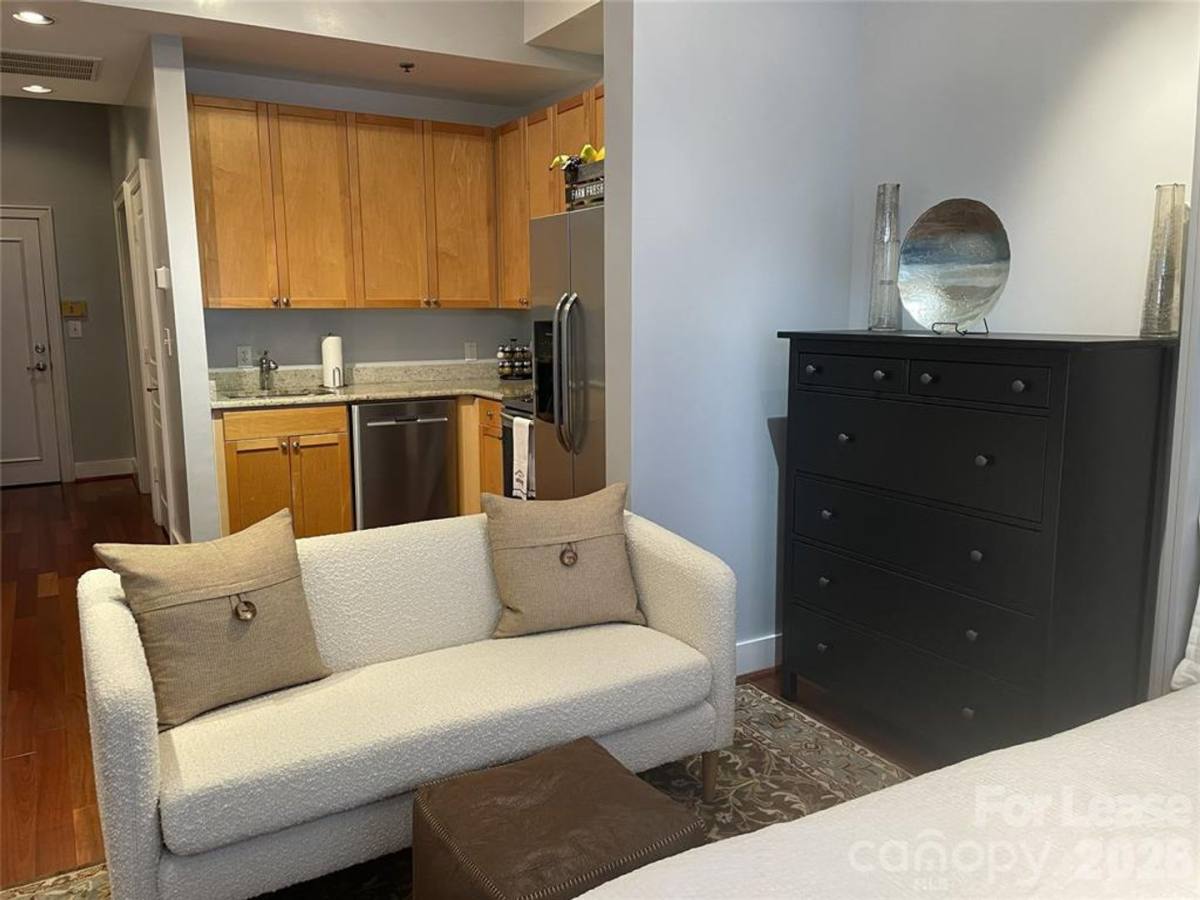 Apartment for rent at 115 Park Ave, Charlotte, NC 28203