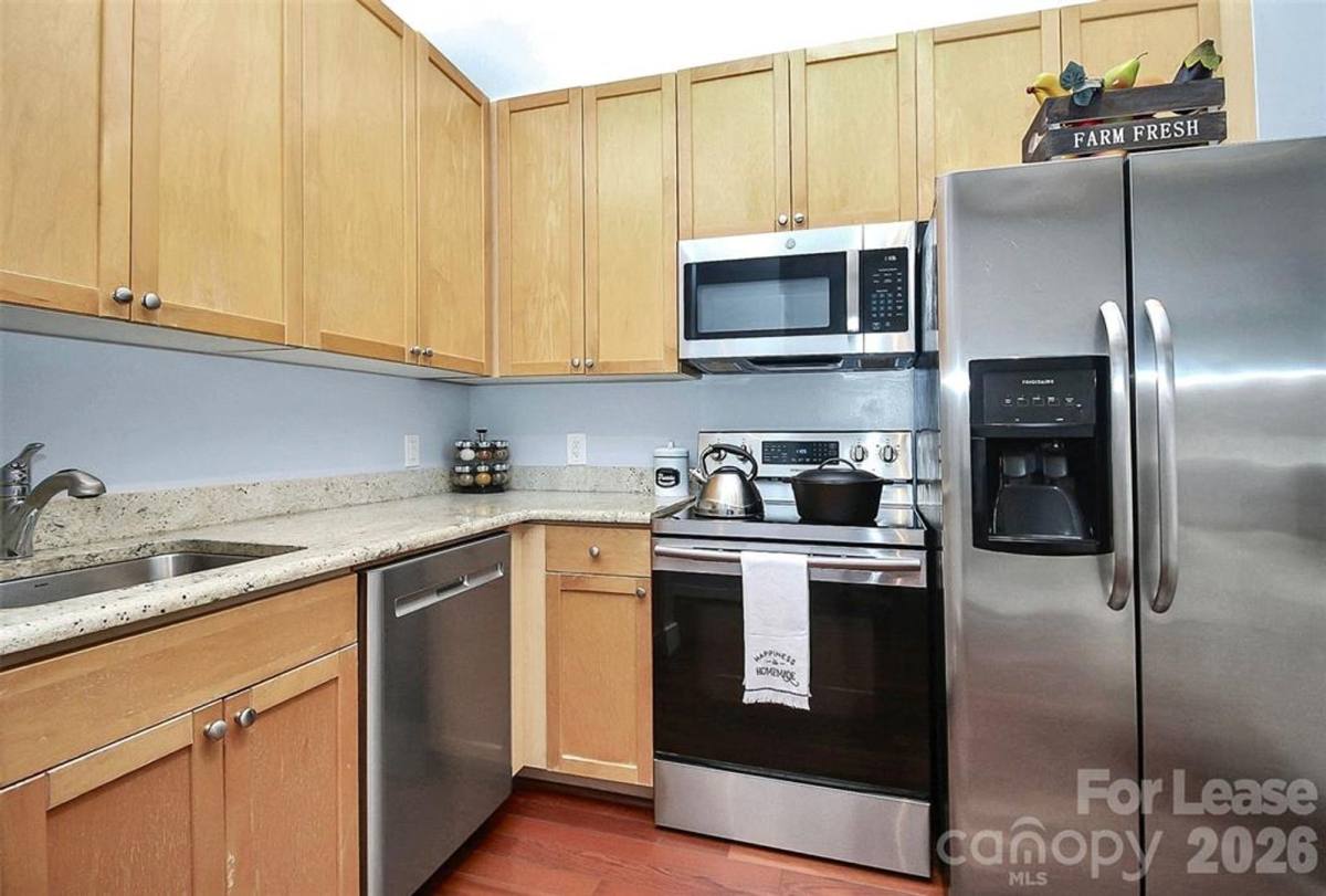 Apartment for rent at 115 Park Ave, Charlotte, NC 28203
