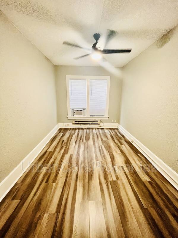 Apartment for rent at 232 4th St N #3, Saint Petersburg, FL 33701