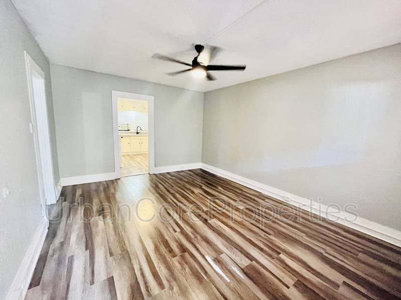 Apartment for rent at 232 4th St N #3, Saint Petersburg, FL 33701