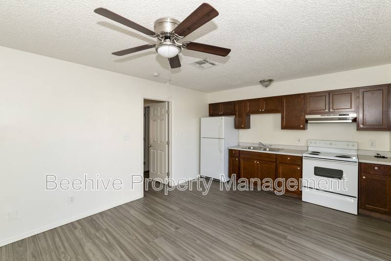 Apartment for rent at 1502 E Adams St #2, Phoenix, AZ 85034