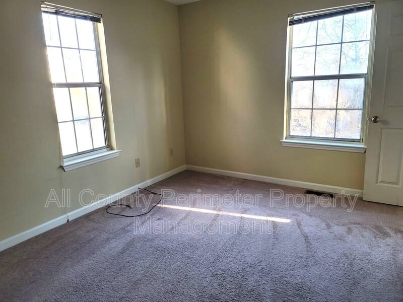 Townhouse for rent at 3758 Meadow Creek Dr, Peachtree Corners, GA 30092