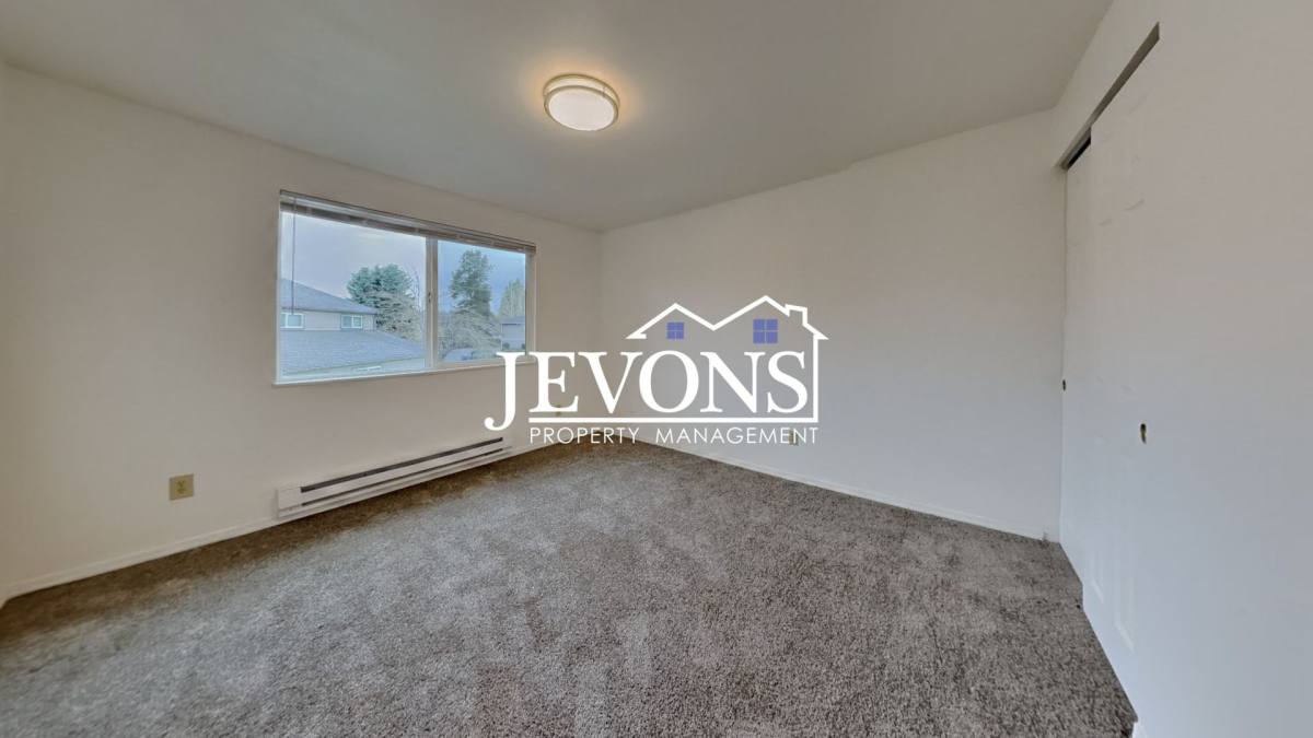 Apartment for rent at 2414 N St NE, Auburn, WA 98002