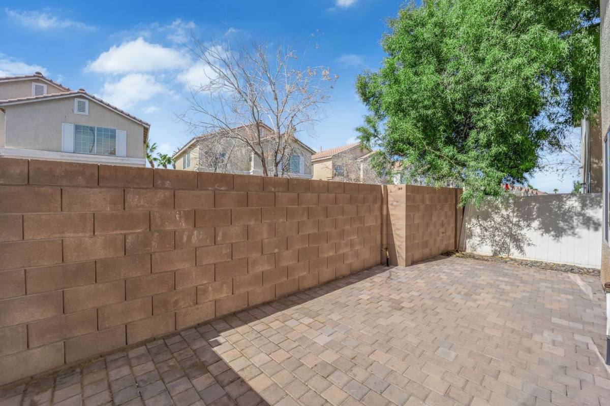 House for rent at 7330 Phlox Rd, Las Vegas, NV 89113