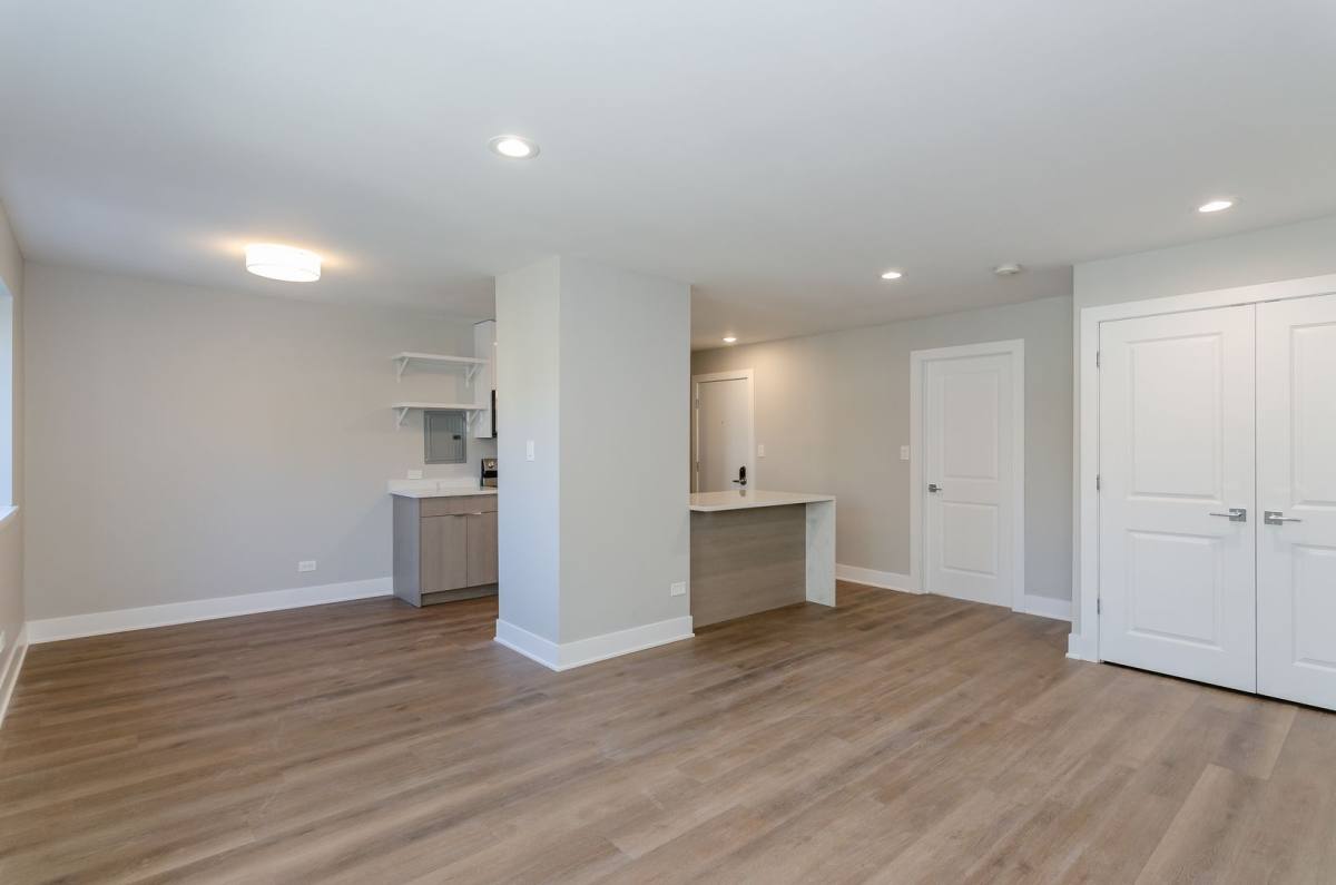 Apartment for rent at 1533 N Wieland St, Chicago, IL 60610