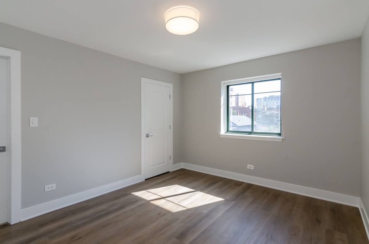 Apartment for rent at 1533 N Wieland St, Chicago, IL 60610