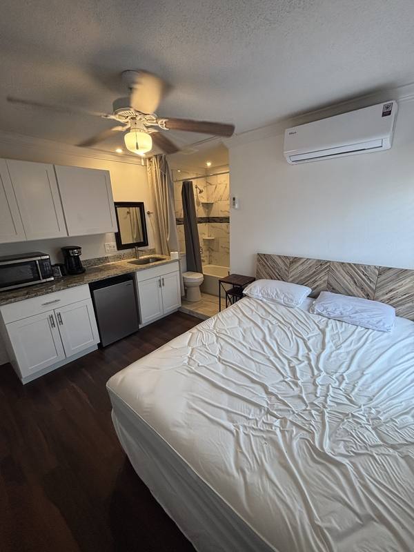 Apartment for rent at 1624 Coral Way #C, Largo, FL 33771