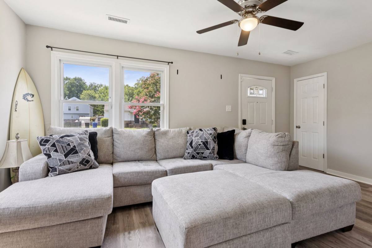House for rent at 209 Woodstock St, Portsmouth, VA 23701