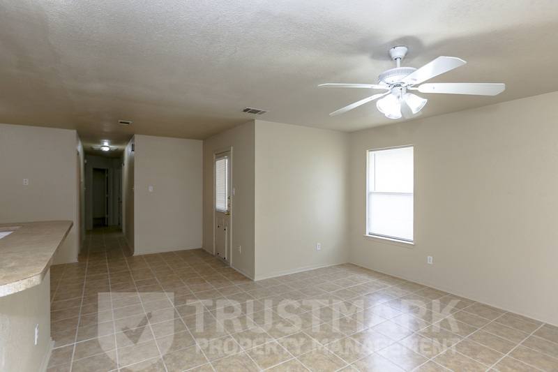 Apartment for rent at 932 B Maplewood Dr, Harker Heights, TX 76548