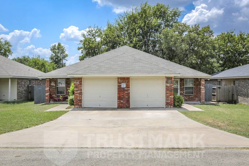 Apartment for rent at 932 B Maplewood Dr, Harker Heights, TX 76548