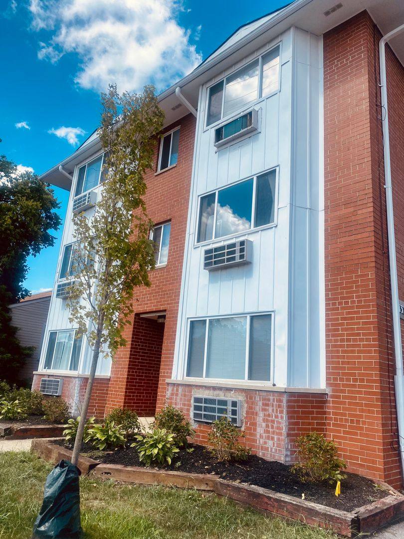 Apartment for rent at 1330 W 5th Ave, Columbus, OH 43212