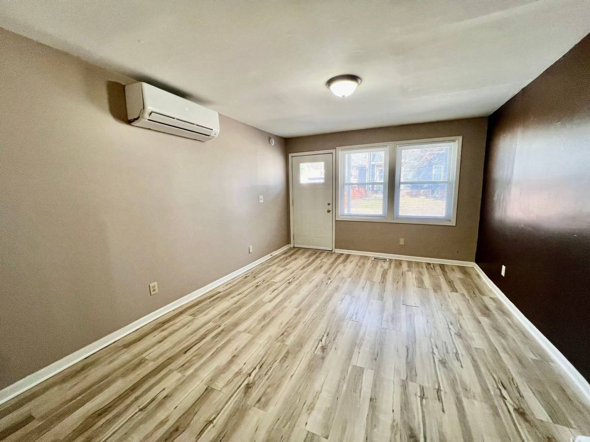 Apartment for rent at 601 S Clayton, Bloomington, IL 61701