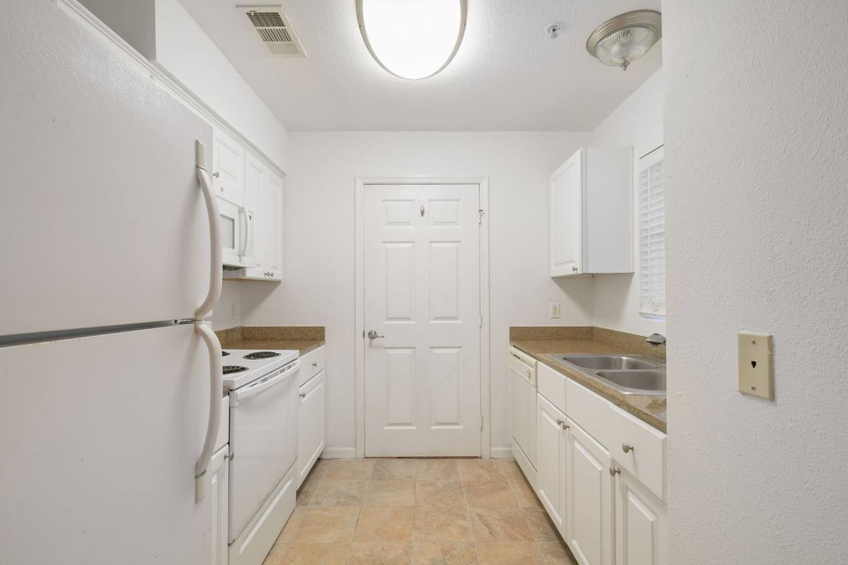 Condo for rent at 4276 Calinda Lane, Niceville, FL 32578