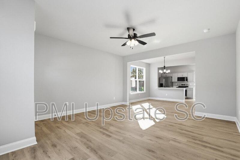 Townhouse for rent at 107 Virginia Ave, Greenville, SC 29611