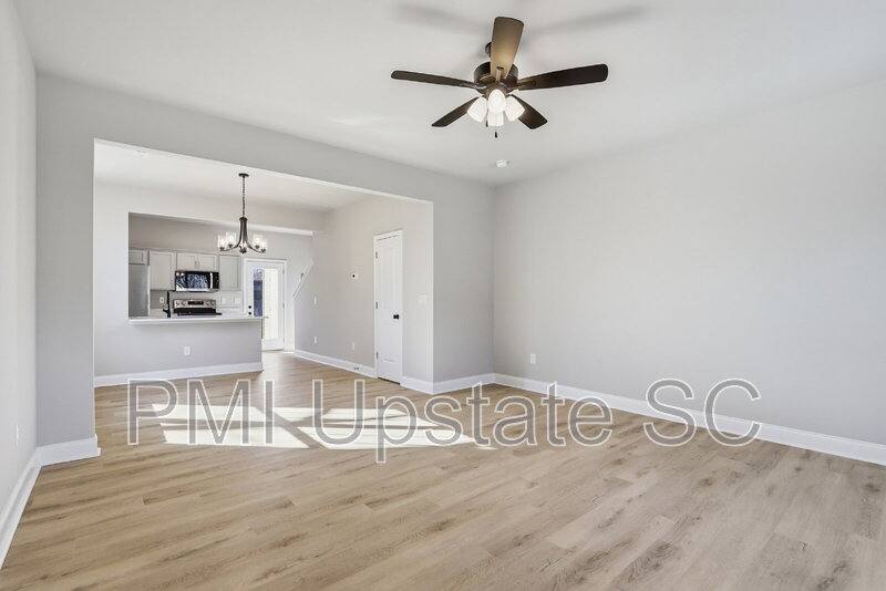 Townhouse for rent at 107 Virginia Ave, Greenville, SC 29611