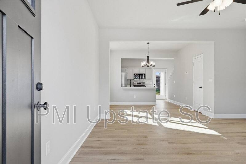 Townhouse for rent at 107 Virginia Ave, Greenville, SC 29611