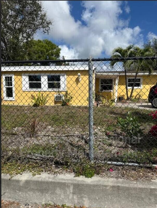House for rent at 7891 Sheridan St, Hollywood, FL 33024