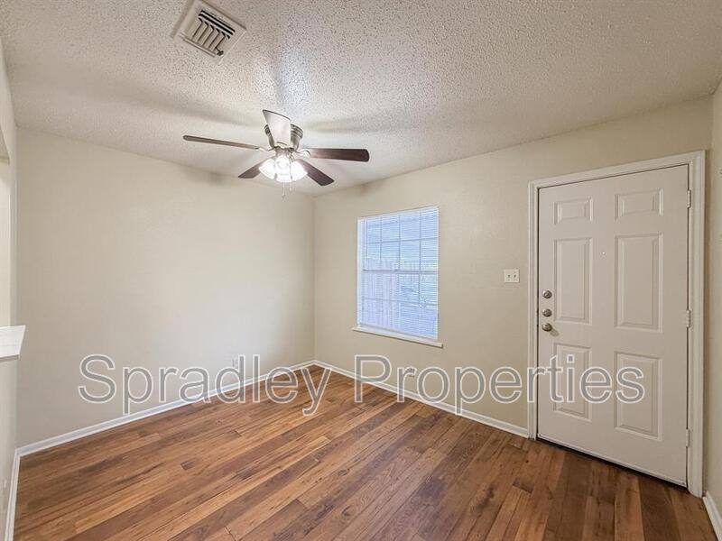 Townhouse for rent at 3705A Ivanhoe, Temple, TX 76502