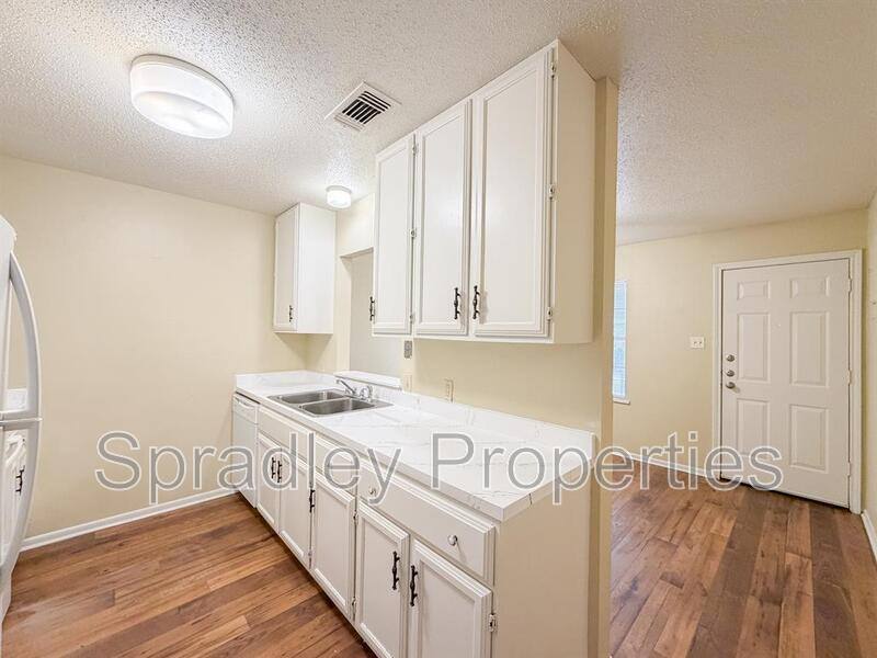 Townhouse for rent at 3705A Ivanhoe, Temple, TX 76502