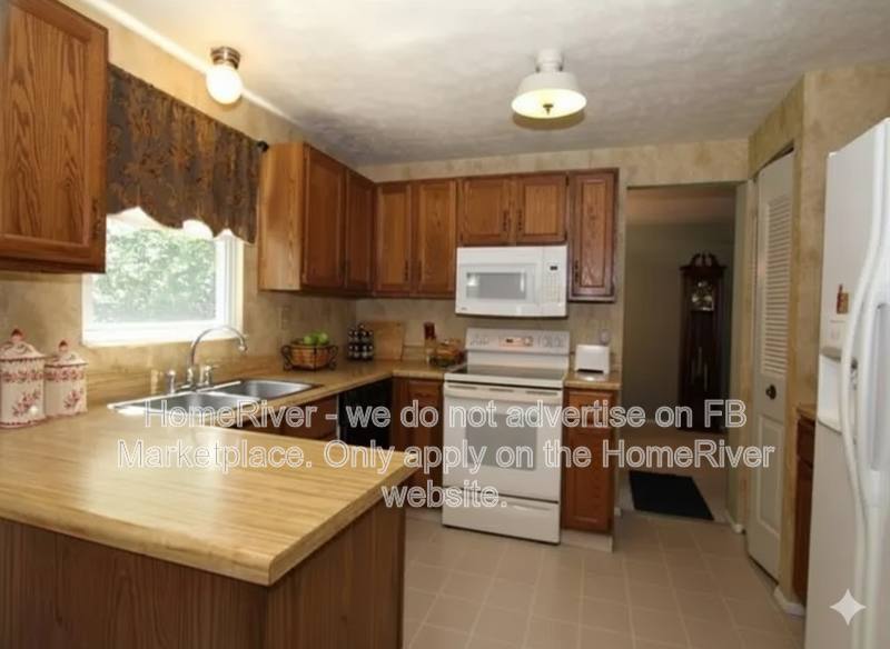 House for rent at 5686 Planet Dr, Fairfield, OH 45014
