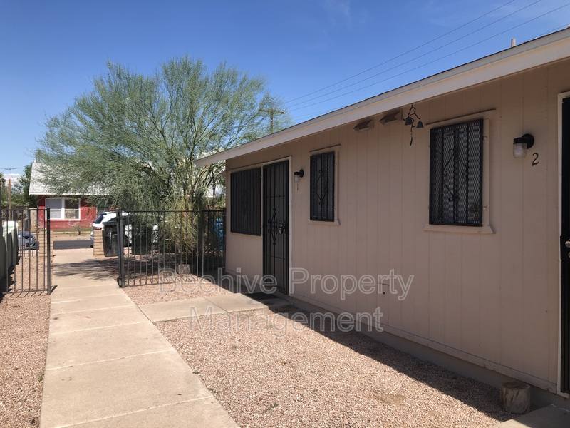Apartment for rent at 1153 E Taylor St #4, Phoenix, AZ 85006