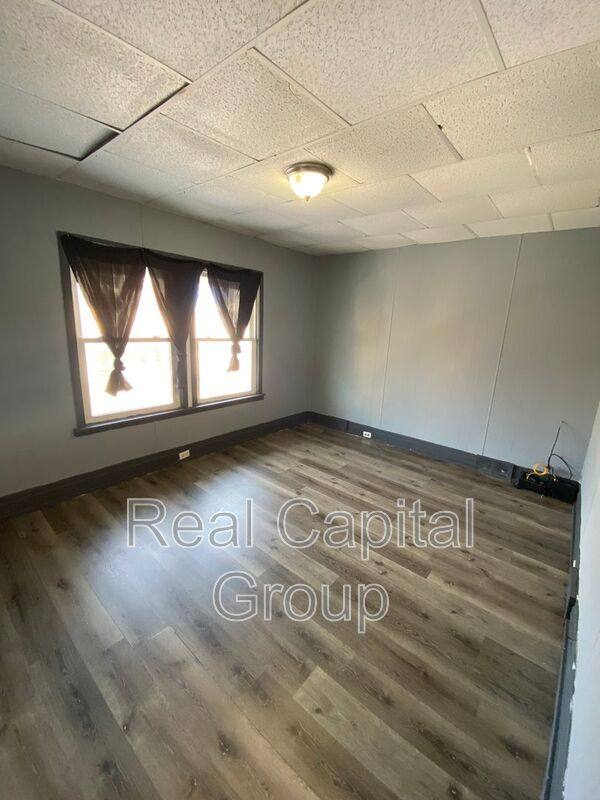 Apartment for rent at 709 Townsend Place, Niagara Falls, NY 14301