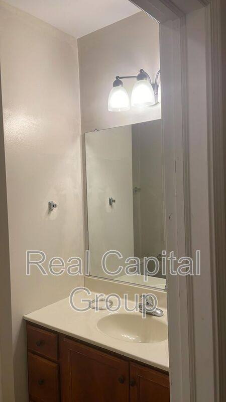 Apartment for rent at 709 Townsend Place, Niagara Falls, NY 14301