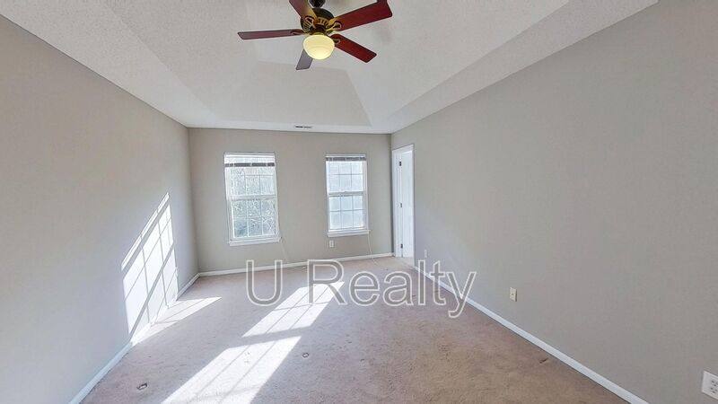 House for rent at 7236 Rock Island Rd, Charlotte, NC 28278