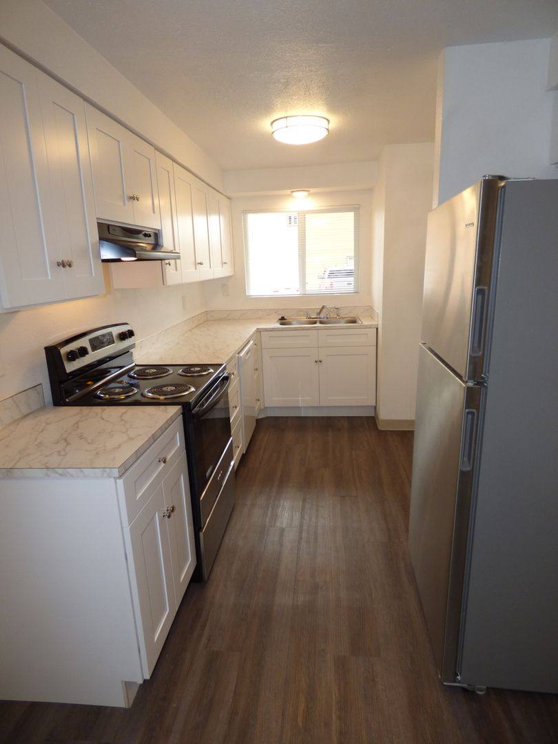 Apartment for rent at 4114 Lancaster Dr NE, Salem, OR 97305
