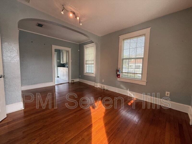 Apartment for rent at 1350 N Gadsden St #B, Tallahassee, FL 32303