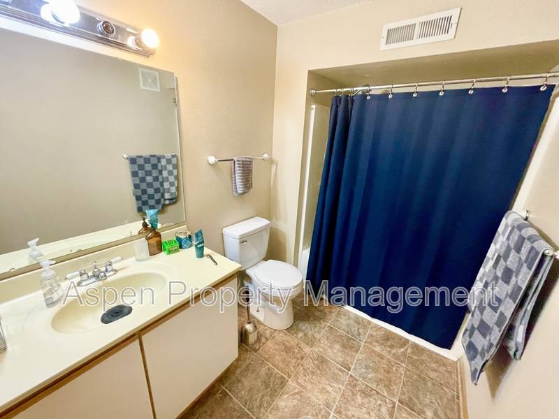 Apartment for rent at 2262 Holiday Rd #112, Coralville, IA 52241