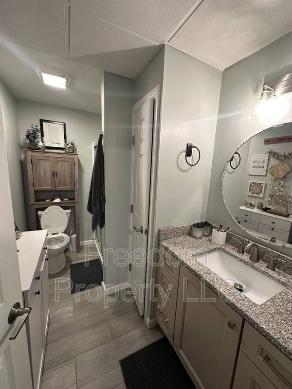 Apartment for rent at 12 Liberty St #F, Southington, CT 06489