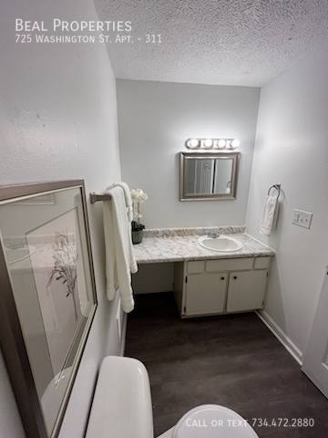 Apartment for rent at 725 Washington St #311, Monroe, MI 48161