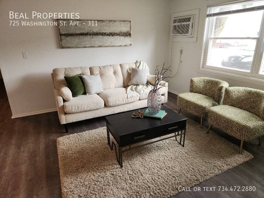 Apartment for rent at 725 Washington St #311, Monroe, MI 48161