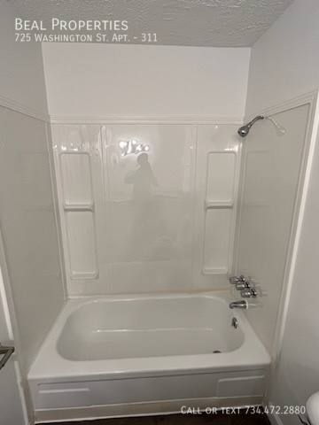 Apartment for rent at 725 Washington St #311, Monroe, MI 48161