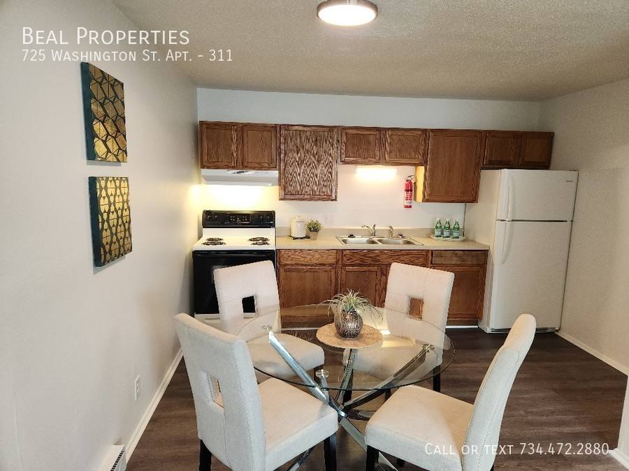 Apartment for rent at 725 Washington St #311, Monroe, MI 48161