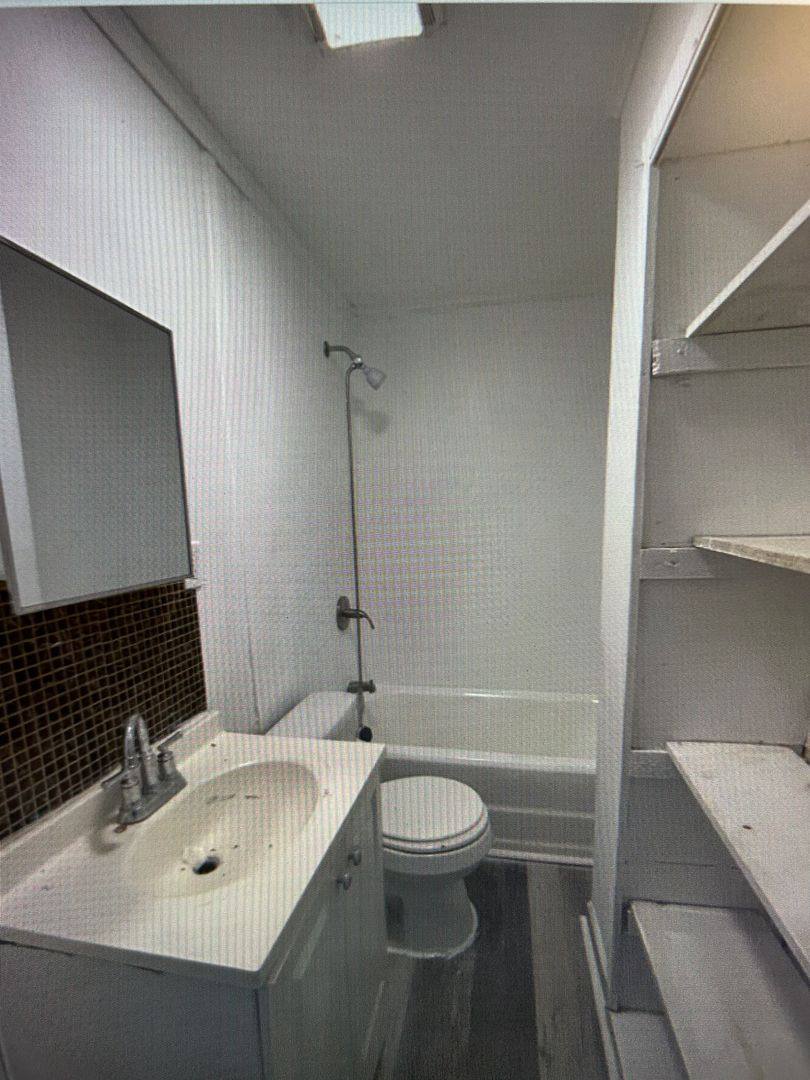 House for rent at 319 Rutherford Ave, Trenton, NJ 08618