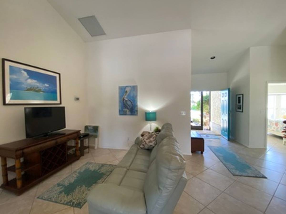 Townhouse for rent at 920 Belville Blvd, Naples, FL 34104